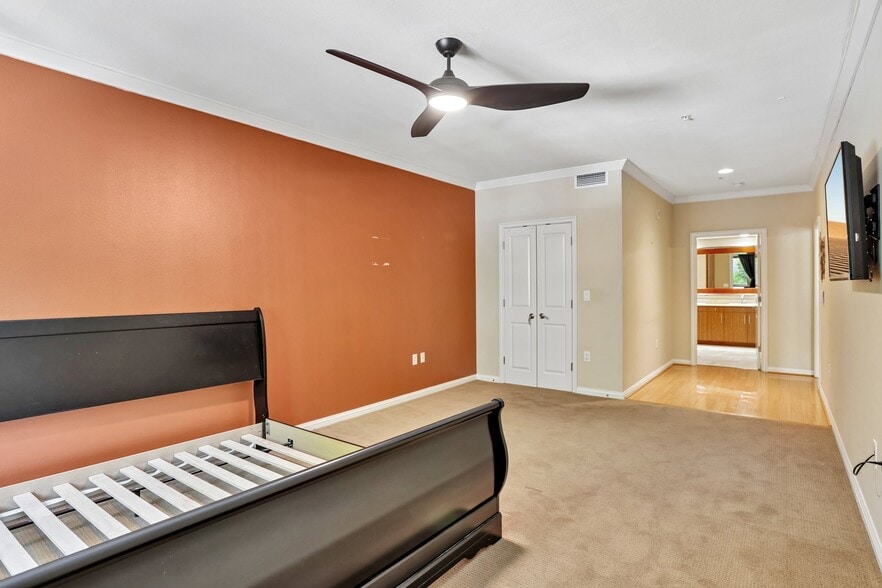 More Photos Of 46 W Julian St, San Jose Apartments For Sale