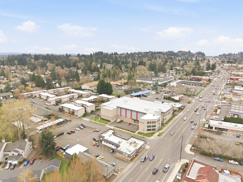 More Photos Of 12720 SW Pacific Hwy, Tigard General Retail For Sale