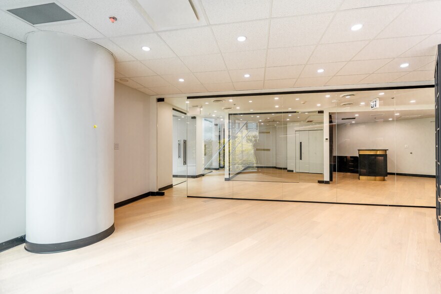 More Photos Of 1493 Foster St, White Rock Apartments For Sale