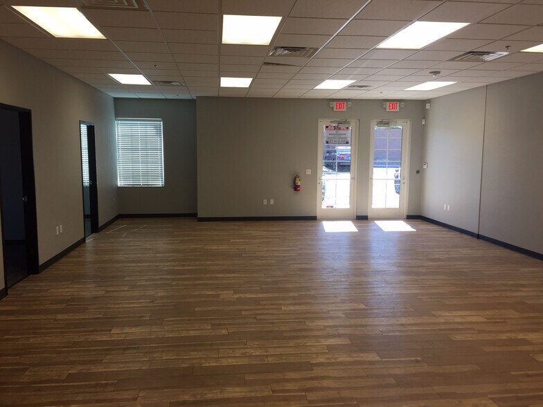 More Photos Of 7395 S Pecos Rd, Las Vegas Medical For Lease