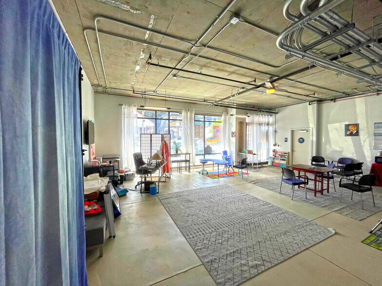 More Photos Of 5239 Claremont Ave, Oakland Apartments For Lease