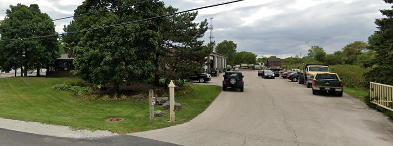 More Photos Of 28846 N Nagel Ct, Lake Bluff Warehouse For Lease