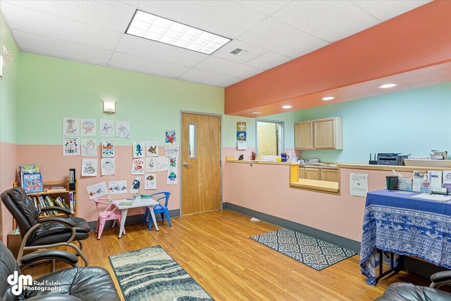 More Photos Of 1901 N Hemmer Rd, Palmer Medical For Sale