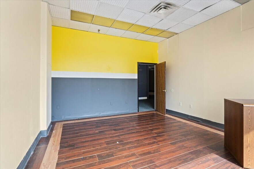 More Photos Of 541 Wyoming Ave, Scranton Office For Lease