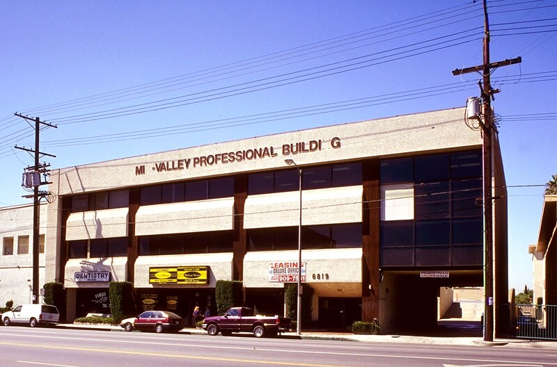 More Photos Of 6819 Sepulveda Blvd, Van Nuys Office For Lease
