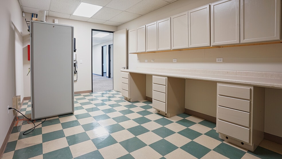 More Photos Of 5335 Brystone Dr, Houston Flex For Lease