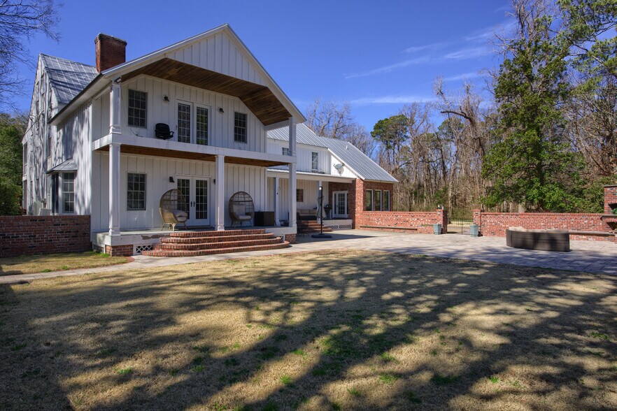 More Photos Of 6266 Richlands Hwy, Richlands Specialty For Sale