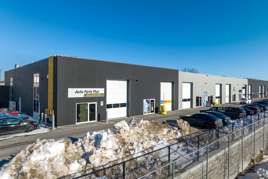 More Photos Of 2875 14th Av, Markham Office For Sale