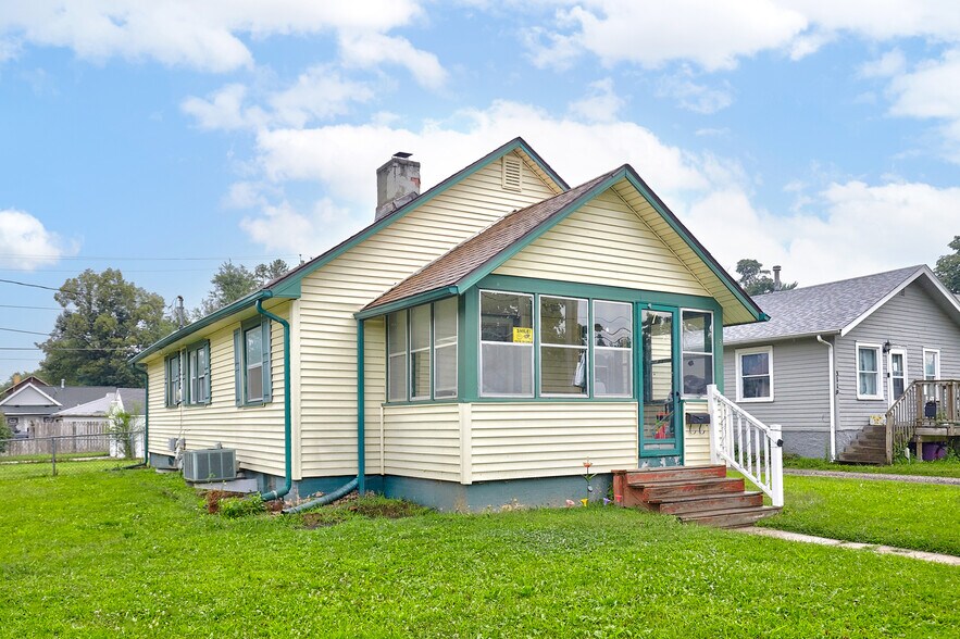 More Photos Of , Des Moines Multifamily For Sale