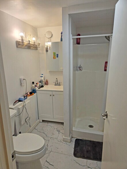 More Photos Of 122-126 Felton St, Waltham Apartments For Sale