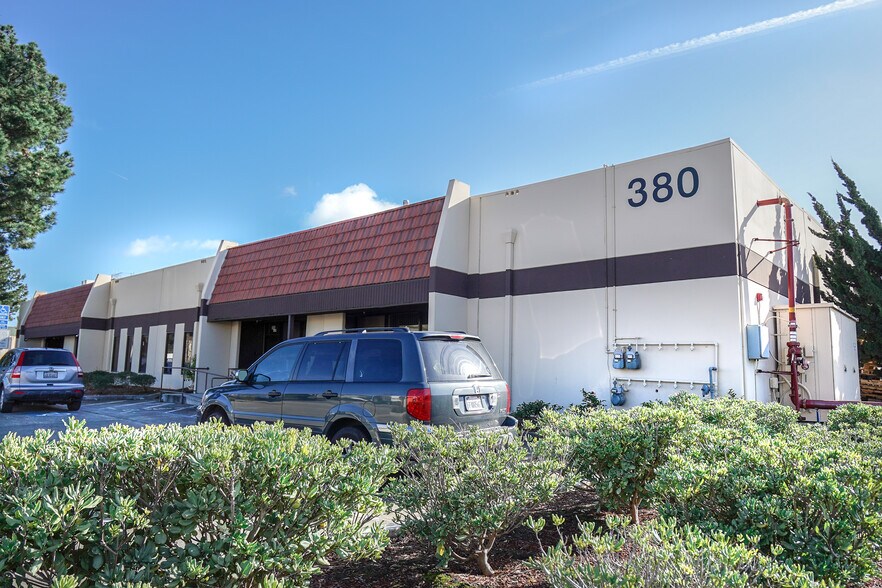 More Photos Of 380 Swift Ave, South San Francisco Warehouse For Lease