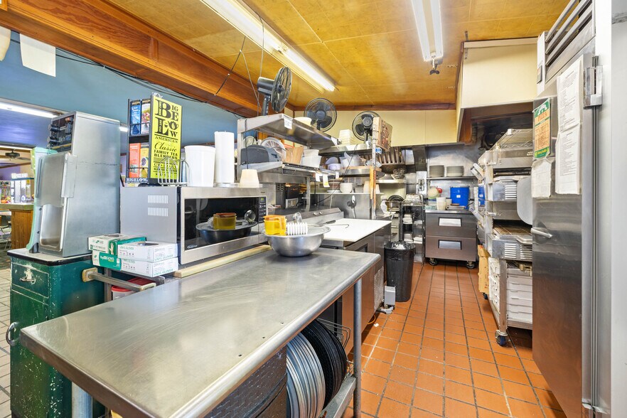 More Photos Of 179 Vermont Route 100 N, Wilmington Specialty For Sale