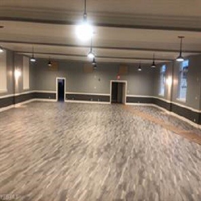 More Photos Of 121 Jefferson Ave, Moundsville Showroom For Lease