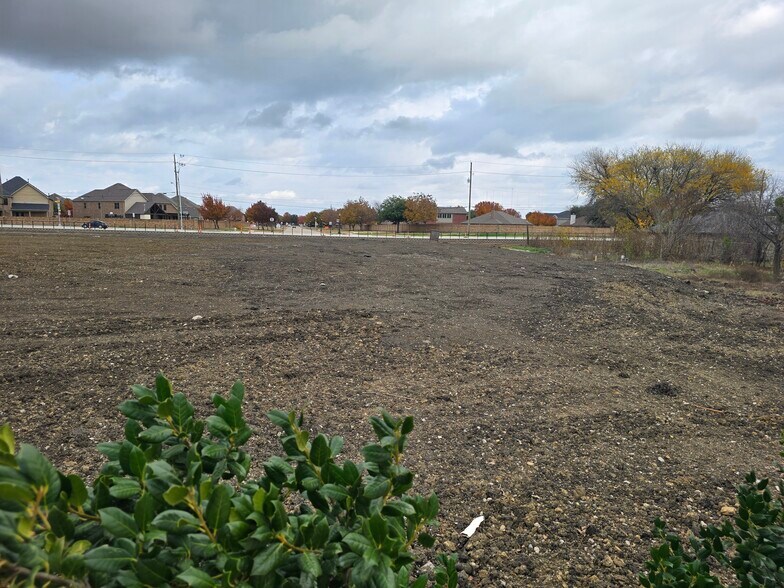 More Photos Of 1209 N Day Miar Rd, Mansfield Land For Sale