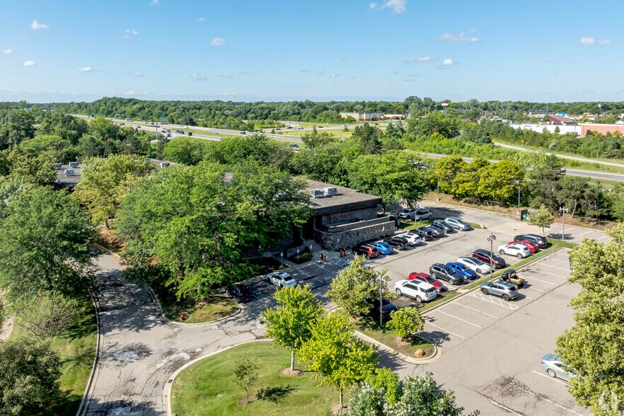 More Photos Of 2000 Hogback Rd, Ann Arbor Coworking Space