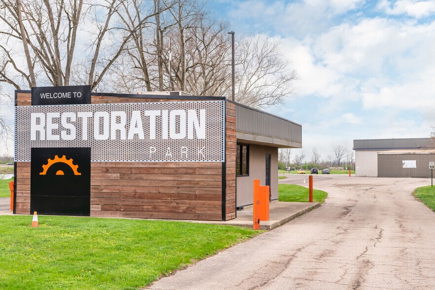 More Photos Of 106 Restoration Park Dr, Medway Service For Lease