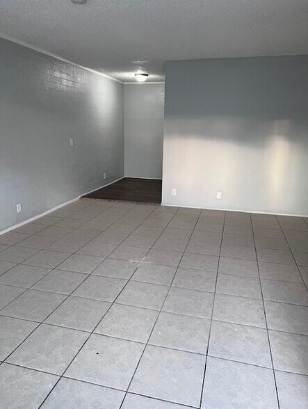 More Photos Of 2213 Sunrise Ave, Las Vegas Apartments For Sale