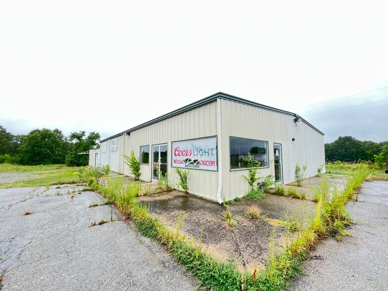 More Photos Of 7015 Highway 82, Tahlequah Convenience Store For Sale