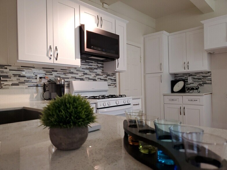 More Photos Of 1214 S Norton Ave, Los Angeles Apartments For Sale