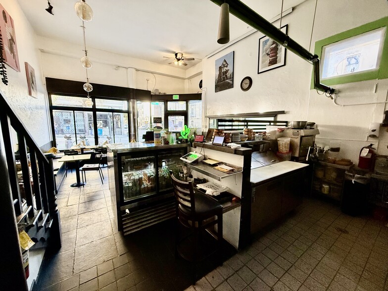 More Photos Of 1101-1127 Polk St, San Francisco Apartments For Lease