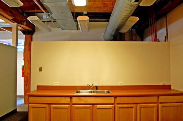 More Photos Of 700 N Sacramento Blvd, Chicago Loft Creative Space For Lease