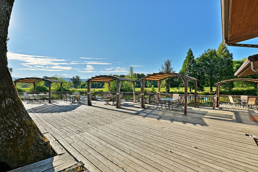 More Photos Of 3900 Holland Rd loop, Cave Junction Winery Vineyard For Sale