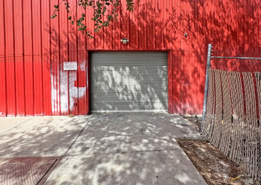 More Photos Of 3900 2nd St NW, Albuquerque Freestanding For Sale