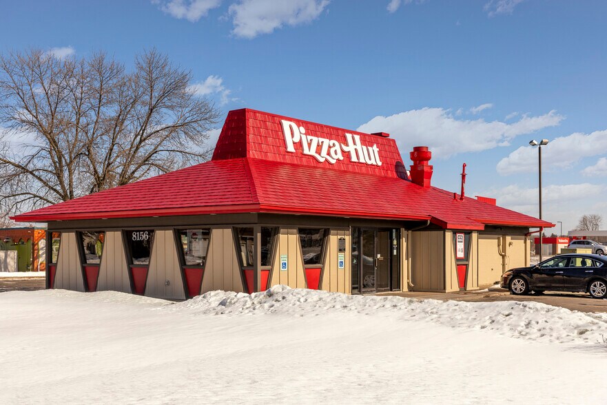 More Photos Of 8156 NE Highway 65, Minneapolis Fast Food For Sale