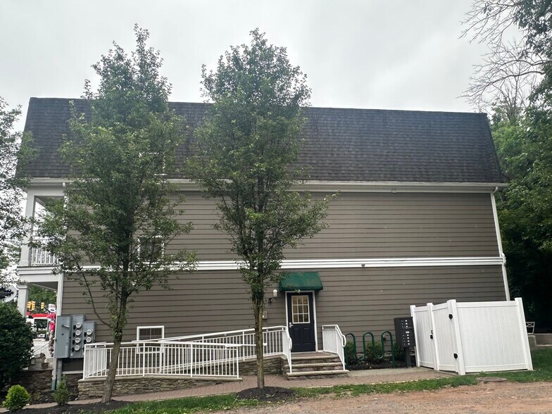 More Photos Of 4 Centennial Ave, Cranford Apartments For Sale