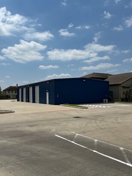 More Photos Of 6515 FM 2920 Rd, Spring Warehouse For Sale