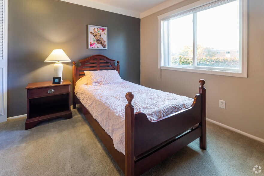 More Photos Of 20600 Balfour St, Harper Woods Apartments For Sale