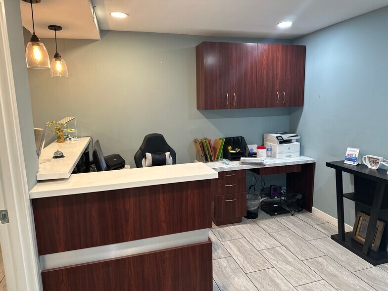 More Photos Of 3061 Wabash Ave, Los Angeles Medical For Lease