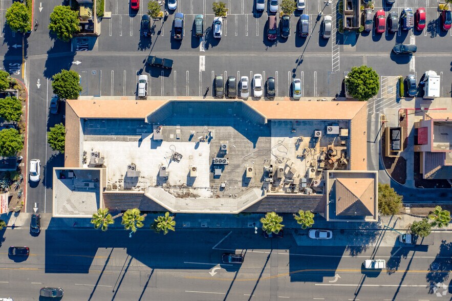 More Photos Of 5160 Vineland Ave, North Hollywood Unknown For Lease