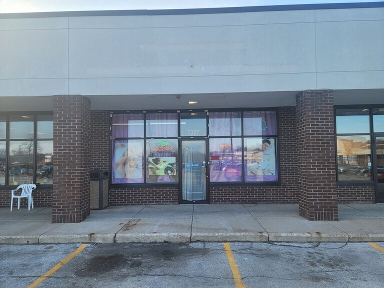 More Photos Of 5910-5960 75th St, Kenosha Unknown For Lease