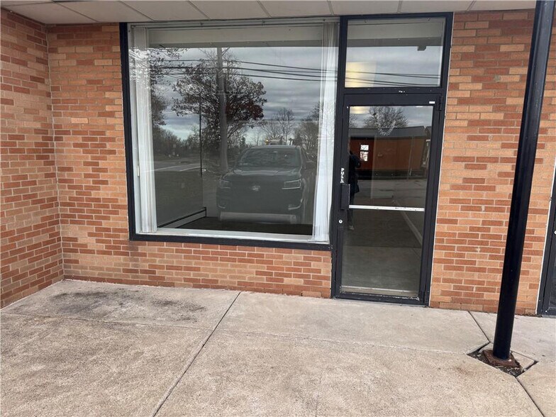 Primary Photo Of 6911 Erie Rd, Derby Office For Lease