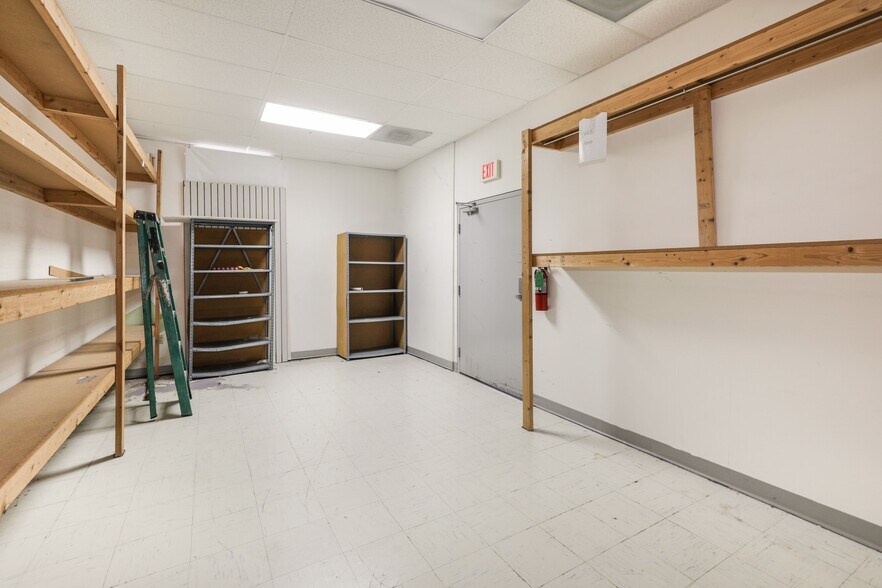 More Photos Of 1400-1410 NE 163rd St, North Miami Beach Freestanding For Lease