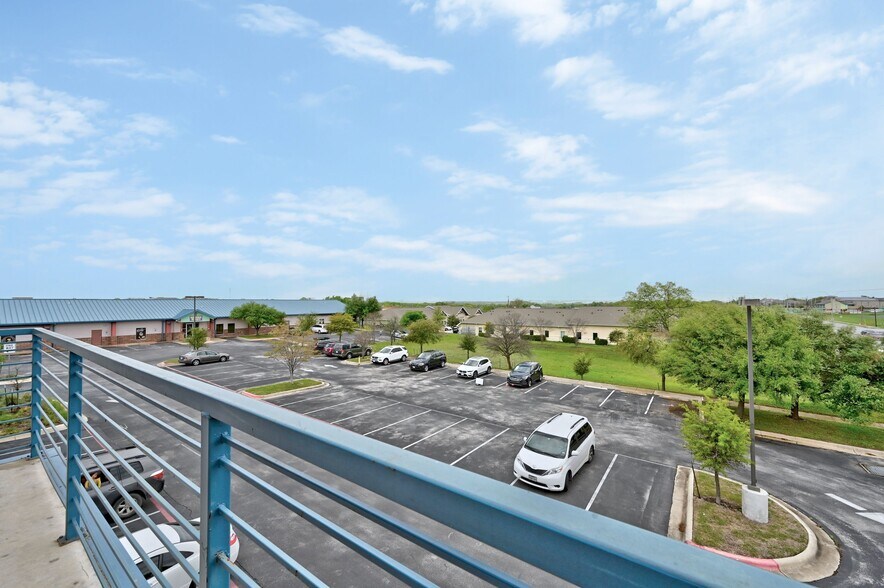 More Photos Of 2050 Double Creek Dr, Round Rock Medical For Lease