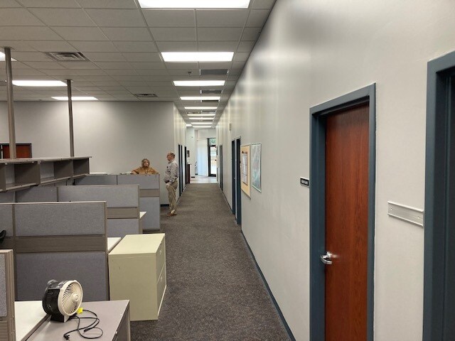 More Photos Of 3429 Regal Dr, Alcoa Office For Lease