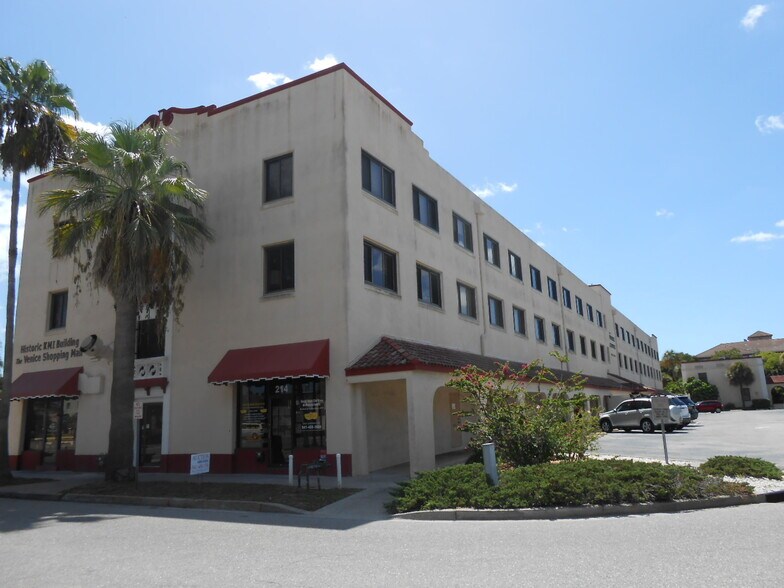 More Photos Of 214-256 Tampa Ave W, Venice Apartments For Sale