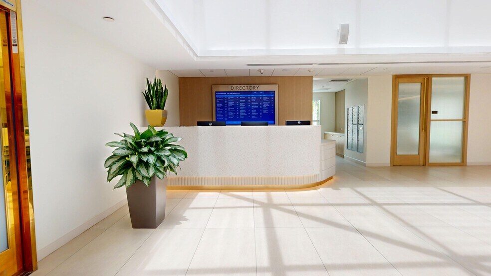 More Photos Of 2601 S Bayshore Dr, Coconut Grove Office For Lease