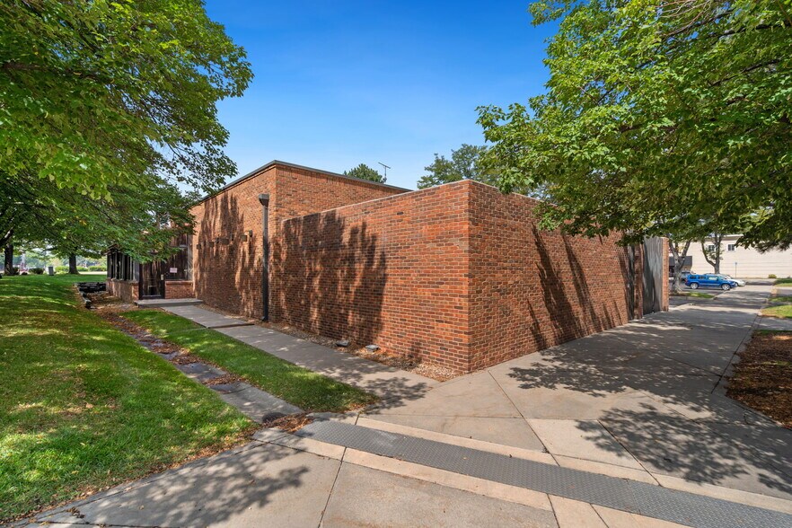 More Photos Of 4306 S College Ave, Fort Collins Restaurant For Sale