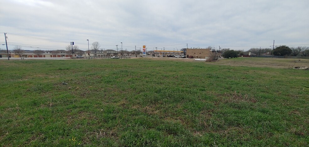 More Photos Of 5811 E Rancier Ave, Killeen Land For Sale
