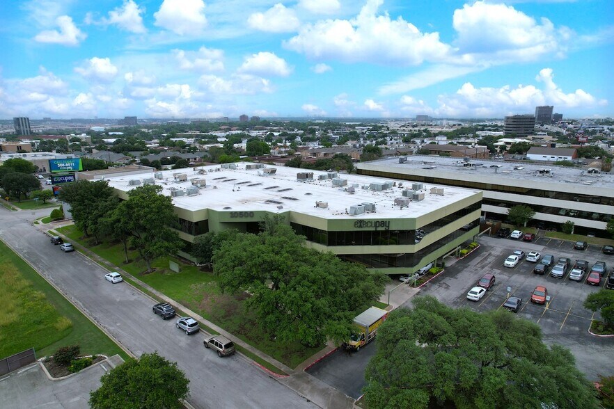 More Photos Of 10500 Heritage Blvd, San Antonio Office For Lease