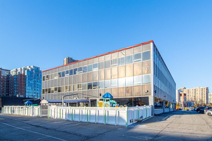 More Photos Of 7701 Marine Rd, North Bergen Office For Lease