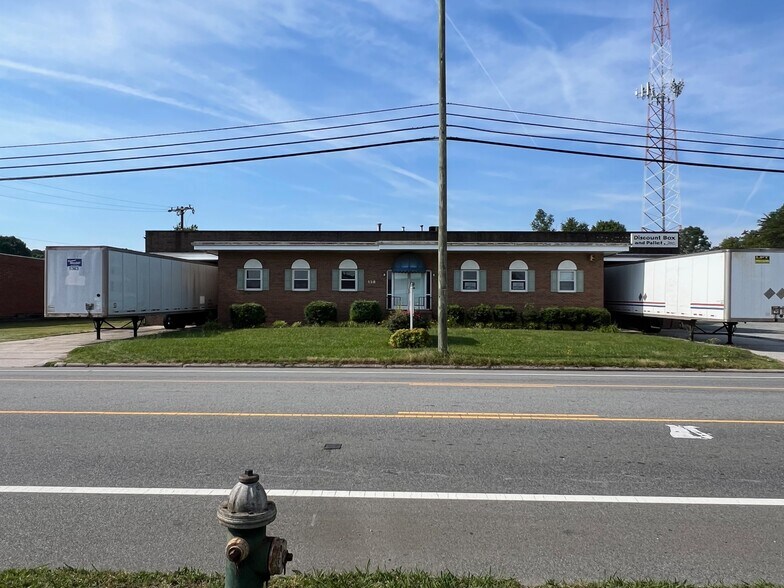 More Photos Of 132-144 Industrial Ave, Greensboro Warehouse For Sale