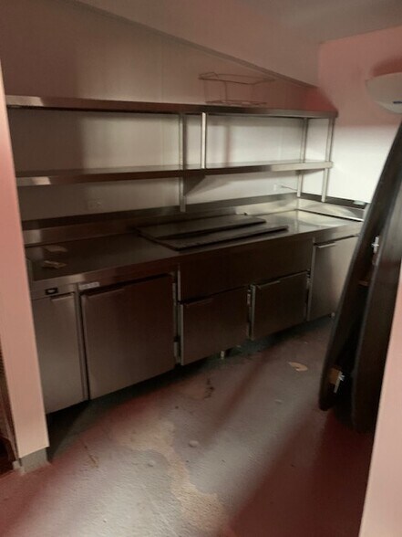 More Photos Of 718 Central Park Ave, Scarsdale Restaurant For Sale