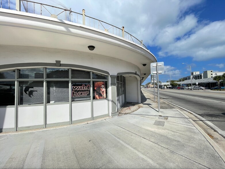 More Photos Of 1601-1617 NE 123rd St, North Miami Unknown For Lease