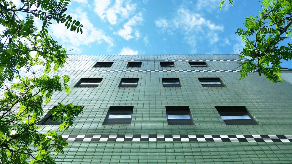 More Photos Of 845 W Washington Blvd, Chicago Loft Creative Space For Lease