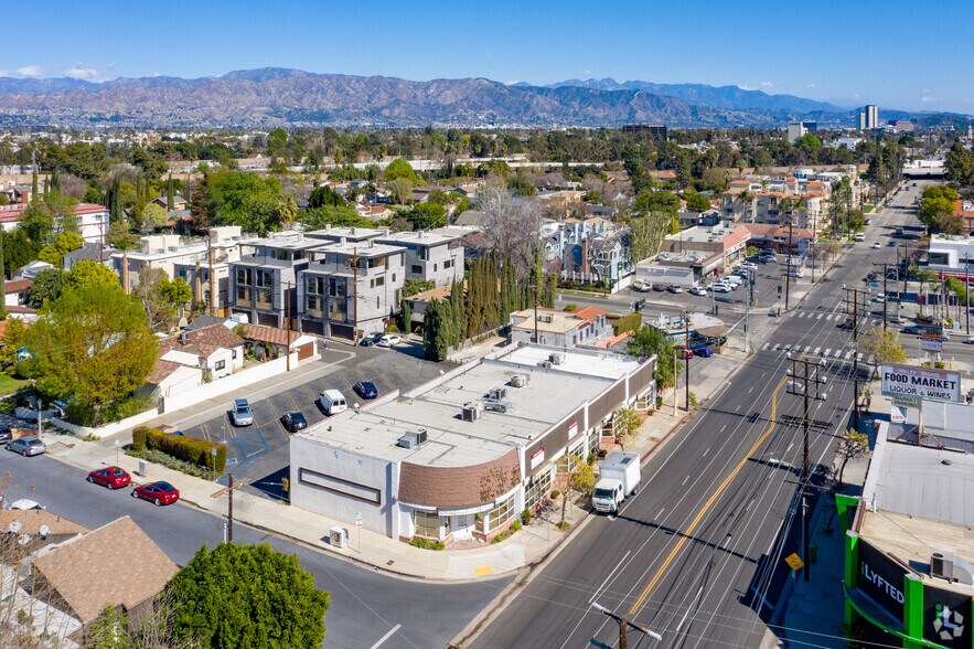 More Photos Of 11413-11425 Moorpark St, North Hollywood Storefront Retail Office For Lease