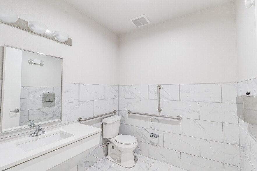 More Photos Of 1698 Keller Pky, Keller Office For Lease